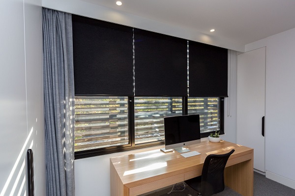 Sheer S-Fold Curtains over rollers in 3160 VIC